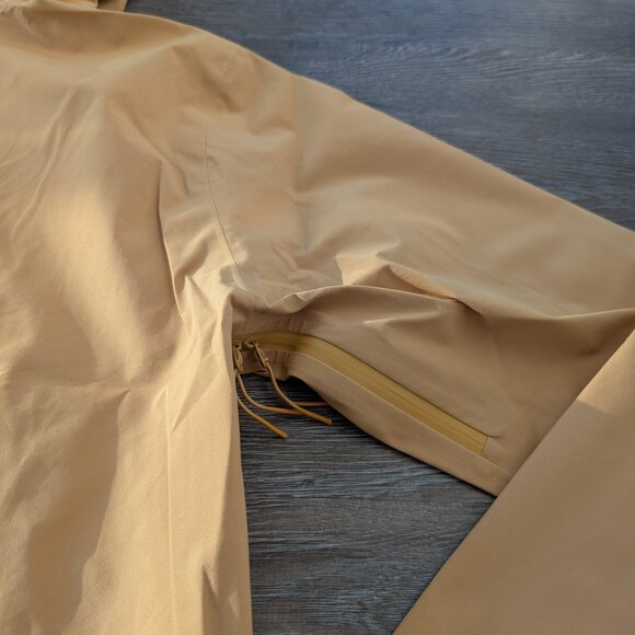 MM6 Maison Margiela x Salomon GORE-TEX hooded windbreaker - Picture 6 of 7